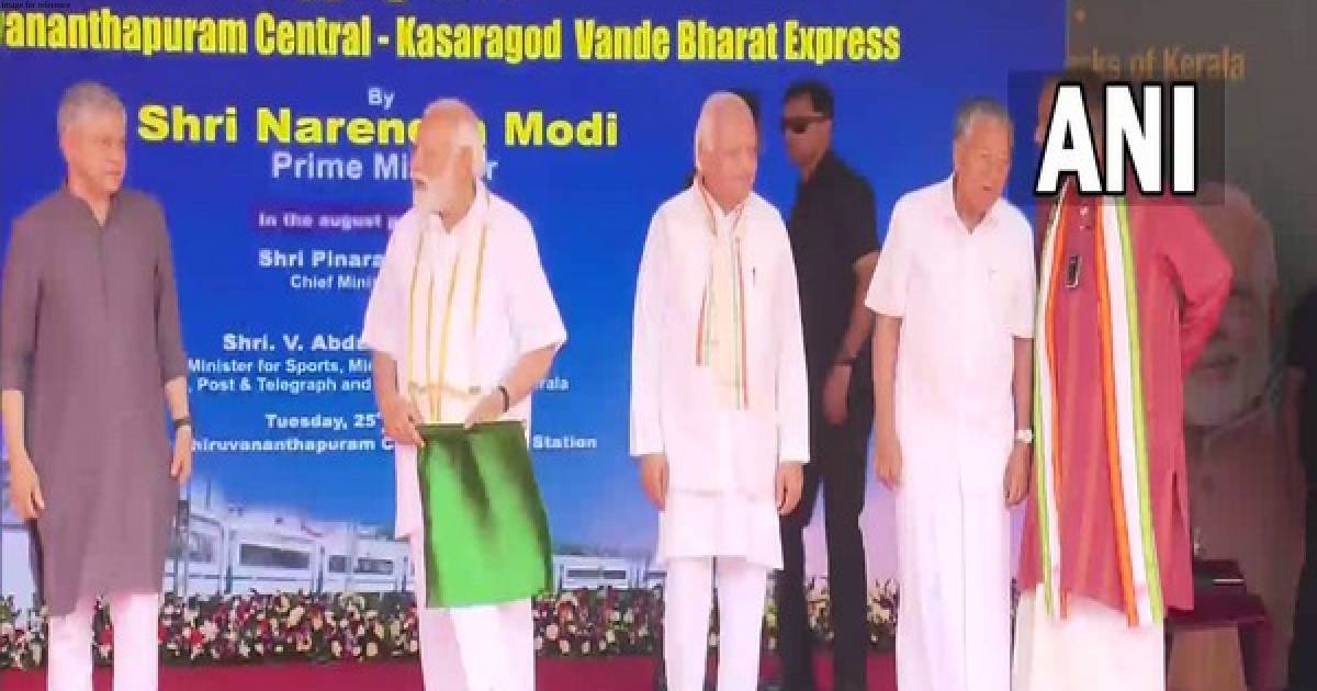 PM Modi flags off Kerala's first Vande Bharat Express from Thiruvananthapuram